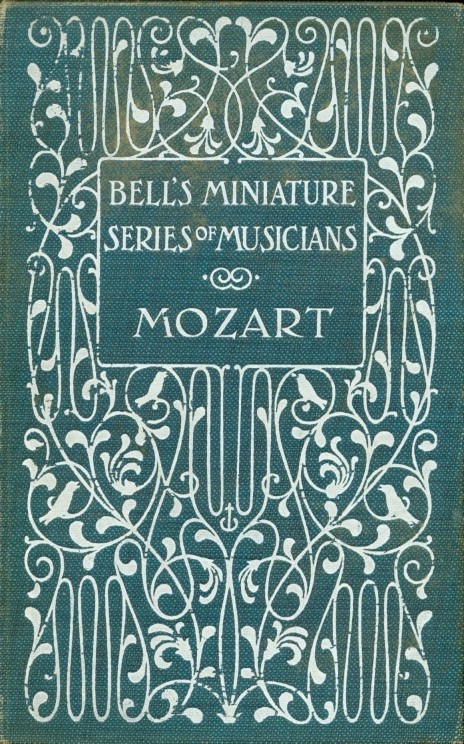 جلد کتاب Mozart